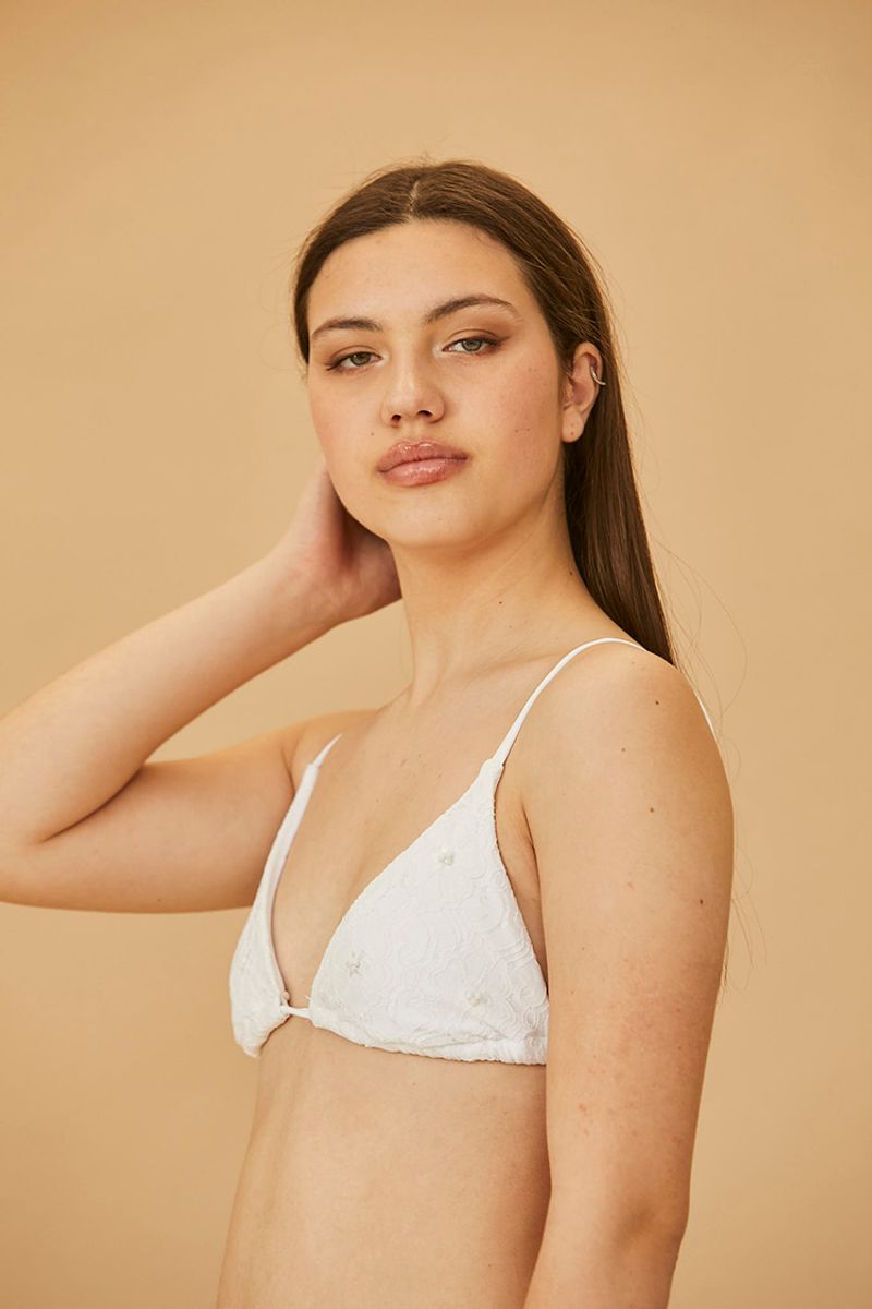 Corpiño de encaje blanco hot sale