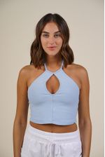 Croptop-Cleo-Rib-Celeste-y-Short-Odette-Rustico-Blanco