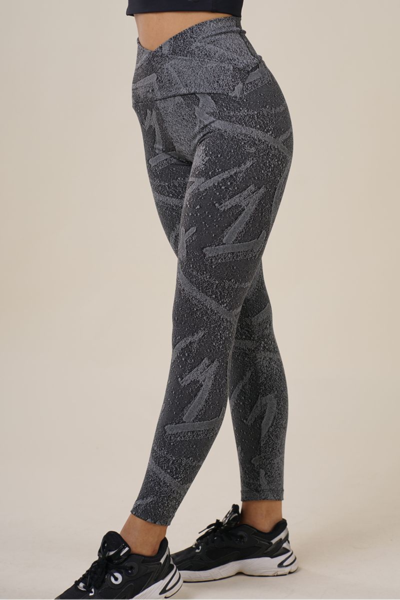Calza-Poppy-Jacq-Gris-y-Negro--2-