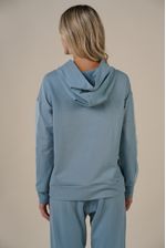 Buzo-Simone-I-y-Babucha-Caroline-I-Rustico-y-Velour-celeste--1-