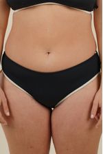 Corp-koa-I-y-bomb-mareon-I-hueso-y-negro--2-