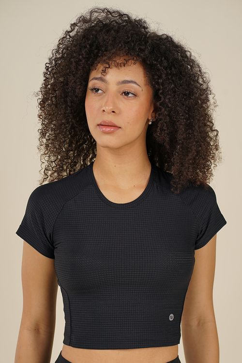 REMERA RUN MANGA CORTA CUELLO REDONDO MINICUADROS