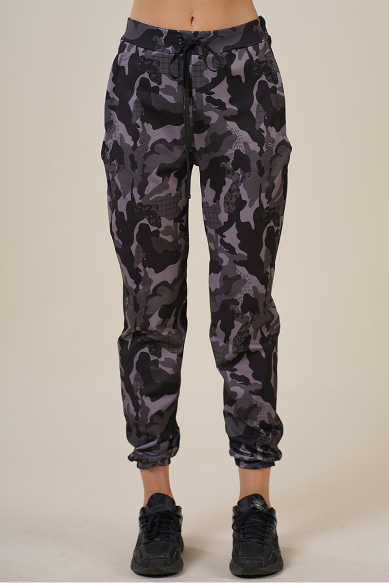 Babucha-Mila-Termica-Camo-Grid--2-