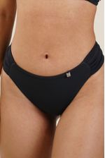 BOMB-LUNA-I-NEGRO--2-