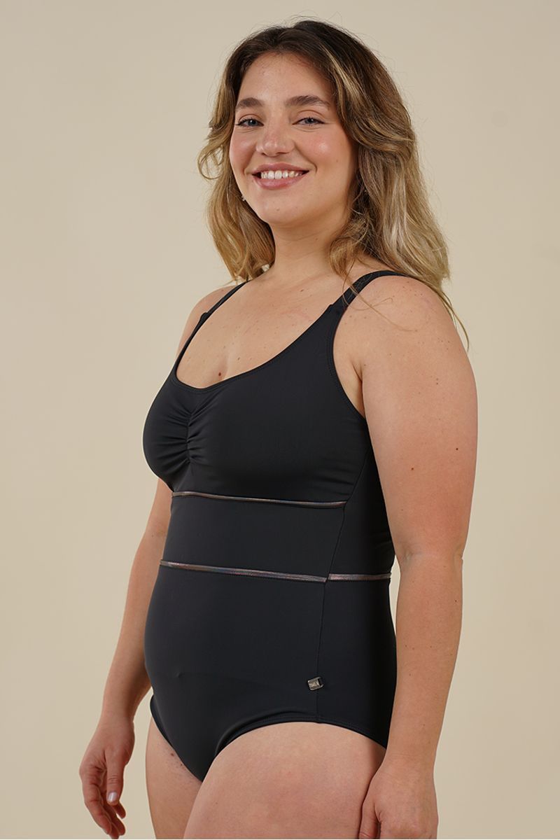 Entera-maceio-negra-y-foil--1-