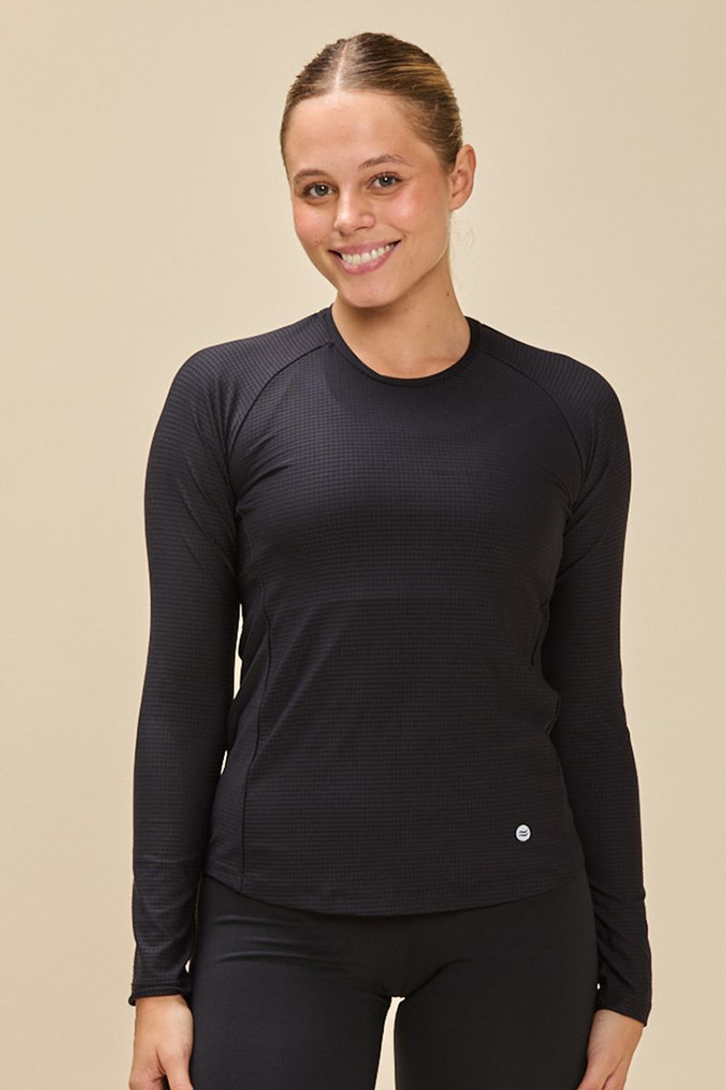 Remera-RUNNING-ML-minicuadros-negro--4-