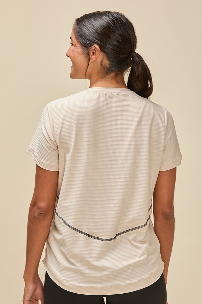 Remera-HERA-minicuadros-coco