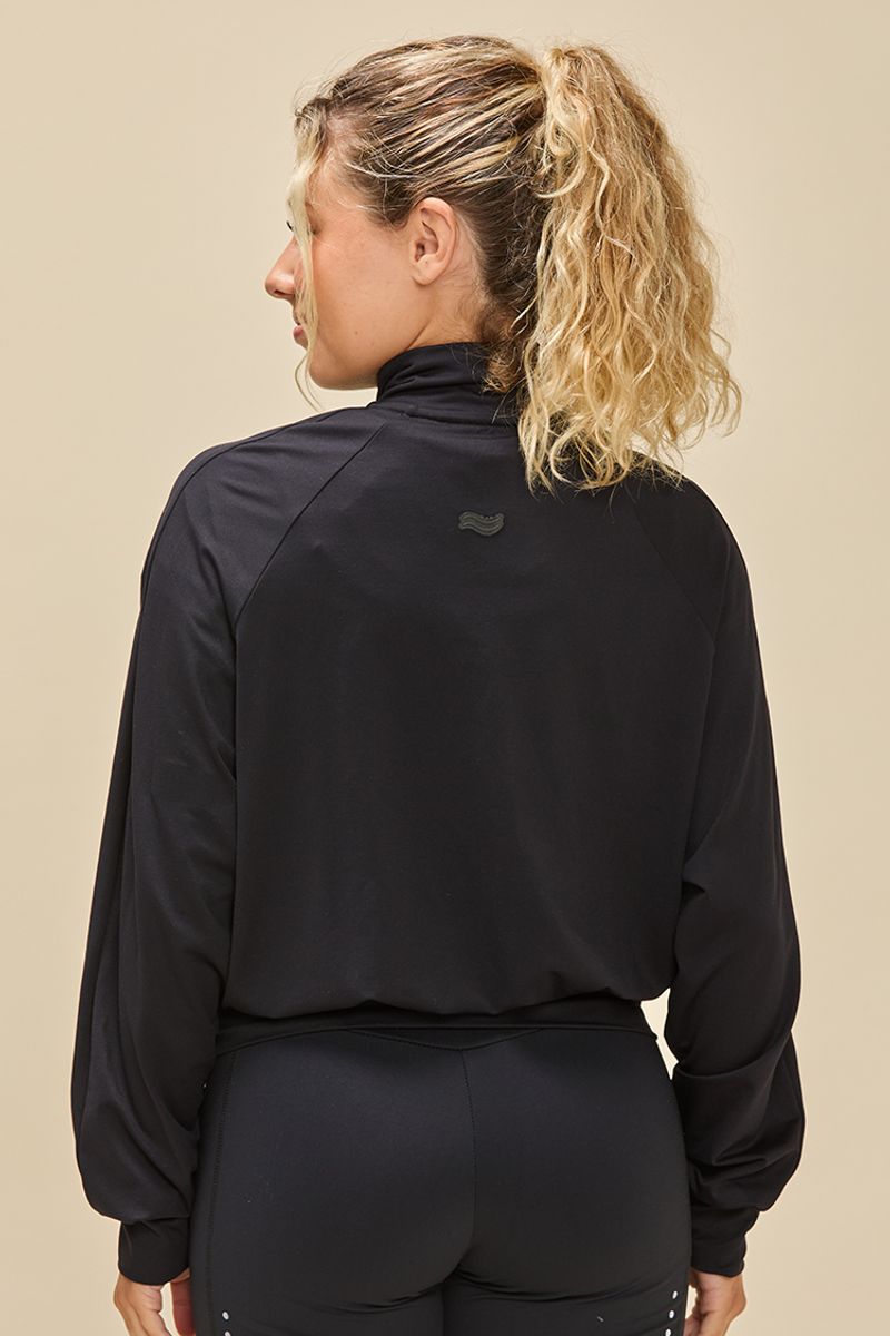 Campera-MOREA-suplex-liviano-negro--1-