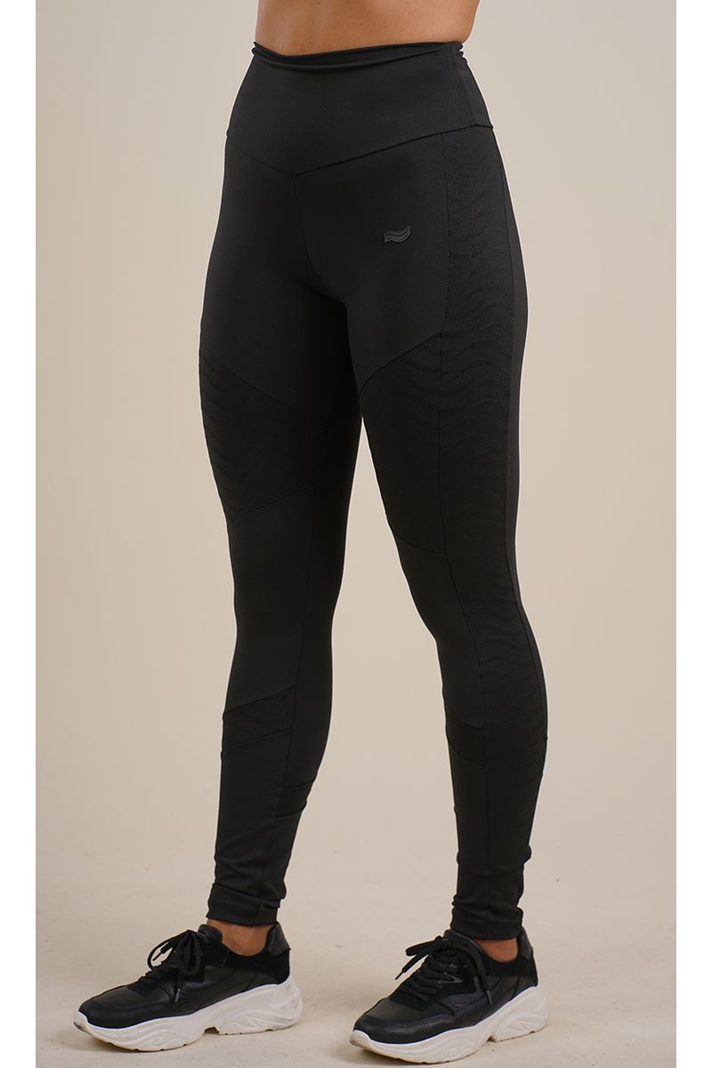 Calza-DAVIN-I-ecogreen-y-suplex-text-waves-negro--corregir-manchas-