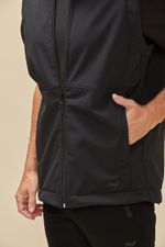 Chaleco-BOSTON-I-polisap-frizado---soft-shell-negro--1-