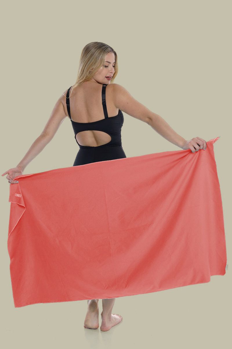 toallon-soft-towel-salmon-sushi