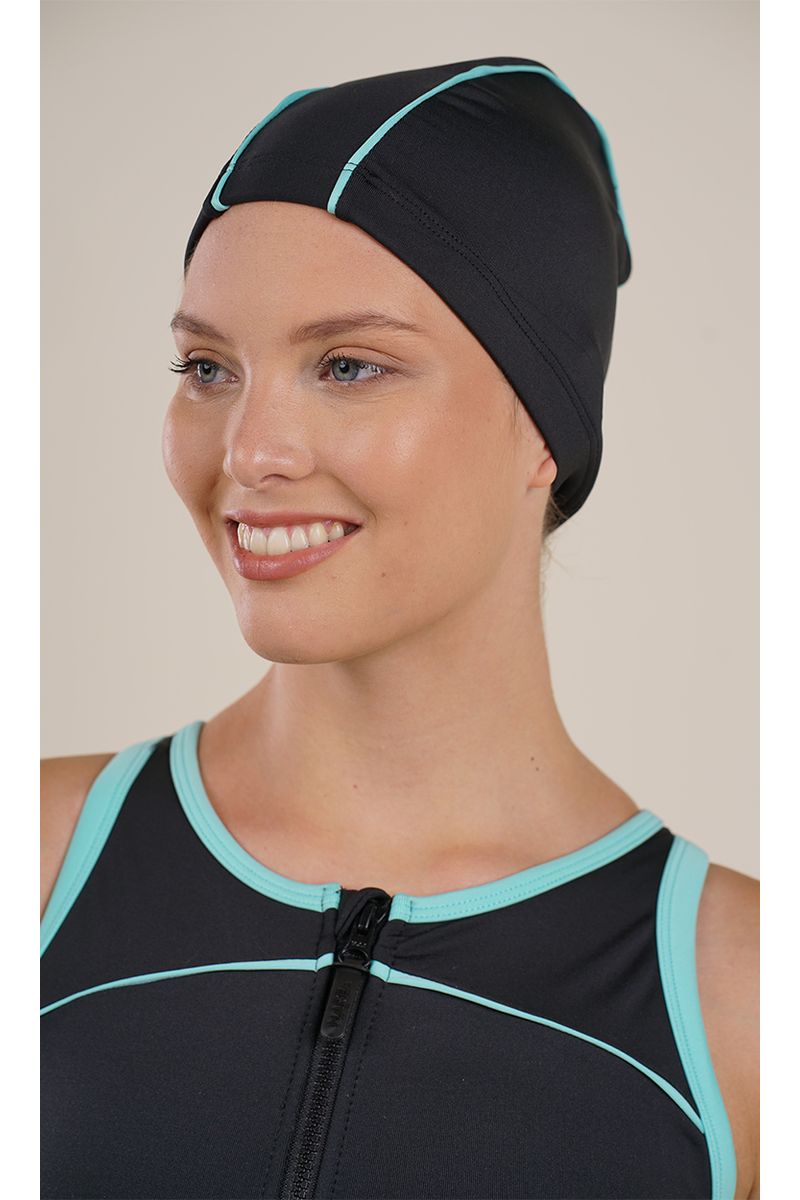 Gorro-pool-2-cabos-negro-y-vivos-verde
