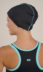 Gorro-pool-2-cabos-negro-y-vivos-verde--1-