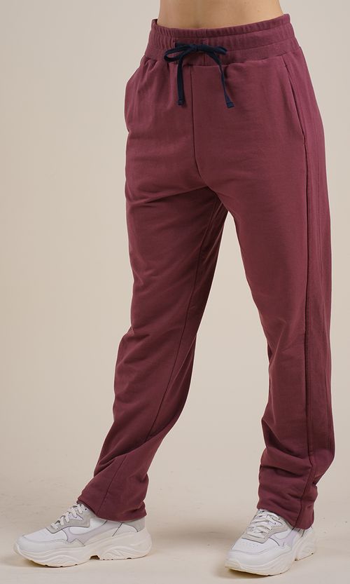 PANTALON PRUNA I CON RECORTES CON VIVOS RUSTICO ELASTIZADO
