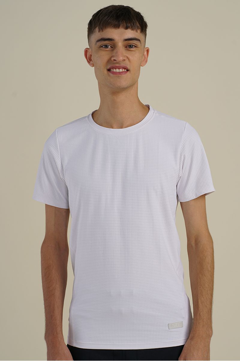 Remera-bend-minicuadros-blanca--1-