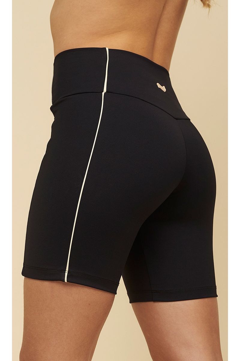 Short-KOLSON-II-suplex-negro-con-vivo-hueso--4-