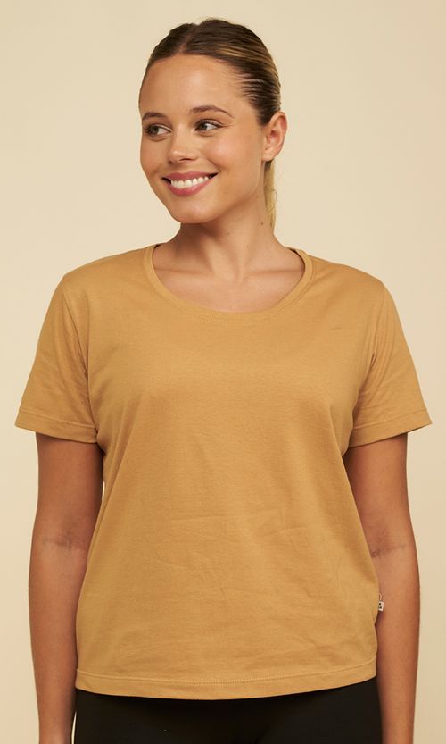 REMERA JAZMIN I MANGA CORTA JERSEY ALGODON.