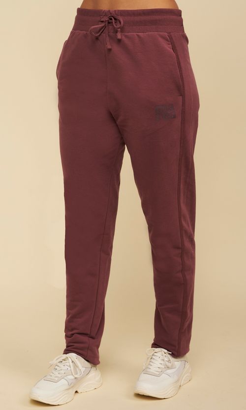 PANTALON PRUNA I CON RECORTES CON VIVOS RUSTICO ELASTIZADO