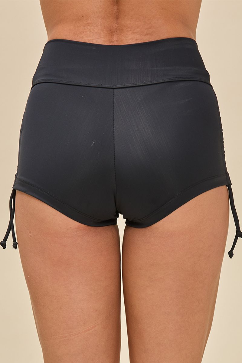 SHORT-UXIA-LISO-negro4