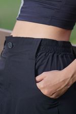 Pantalon-alexa-negro-y-top-delia-rec--1-