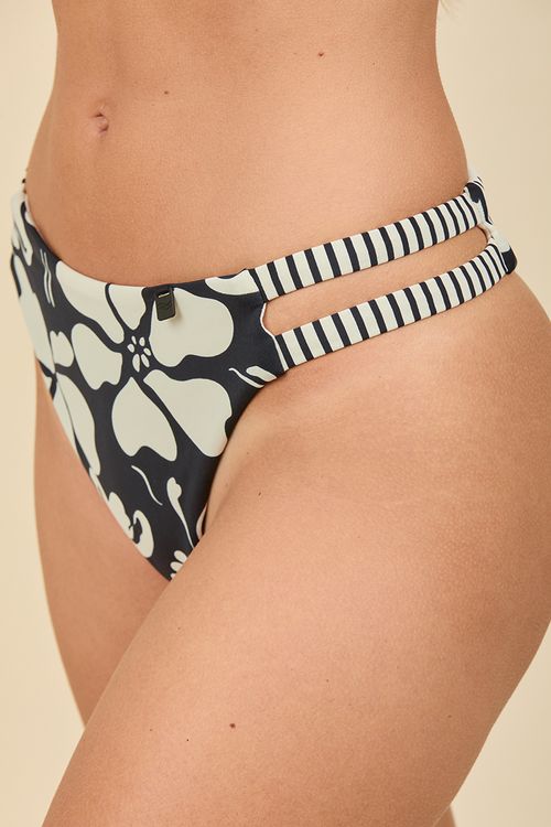 BOMBACHA NISSI DUO MICRO IVORY FLORA COMBINADO  RAYAS